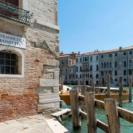 아파트 Alma - Rialto Bridge