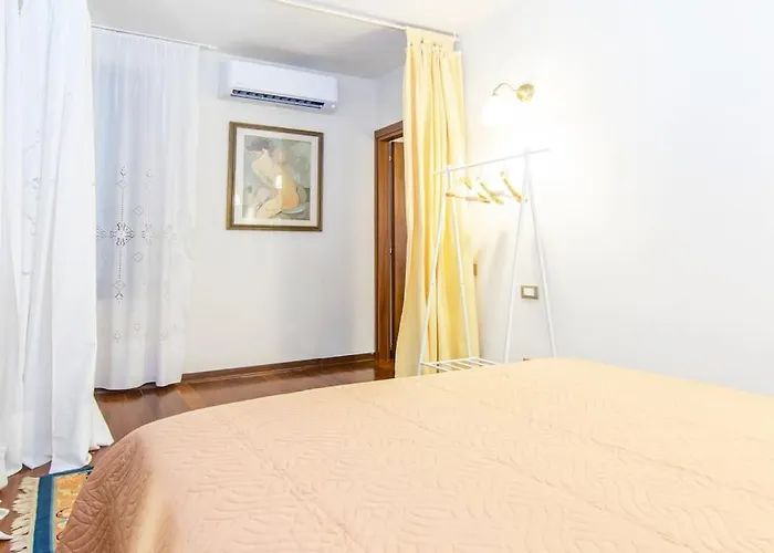 Alma - Rialto Bridge *