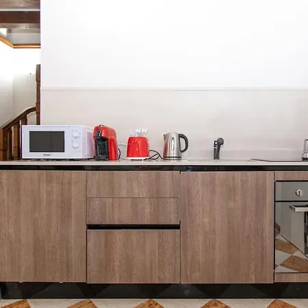 Alma - Rialto Bridge